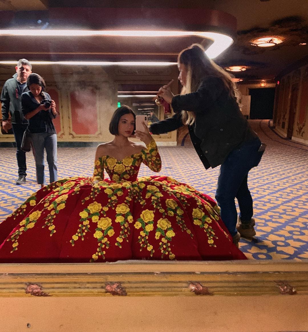 Algunos diseños son más modernos, utilizando solamente algunos detalles artesanales.