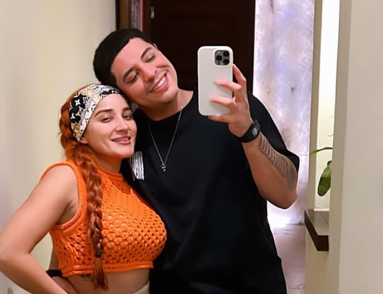 El cantante de Grupo Firme, Eduin Caz, respondió a la versión que asegura que le fue infiel a Daisy Anahy.