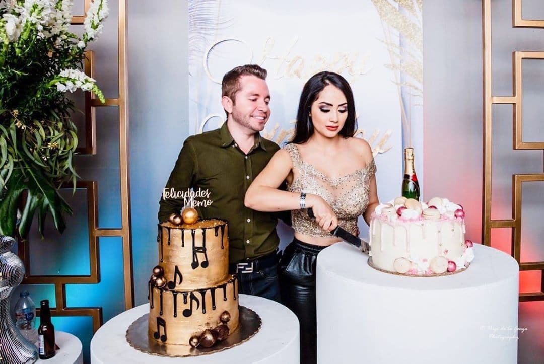 “Será coincidencia o será el Destino, pero en nuestro cumpleaños Coincidimos“, se lee en el mensaje escrito por el vocalista de La Adictiva.