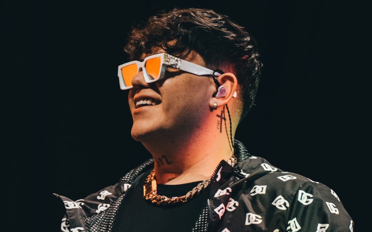 El cantante de regional mexicano se presentó en el escenario principal.