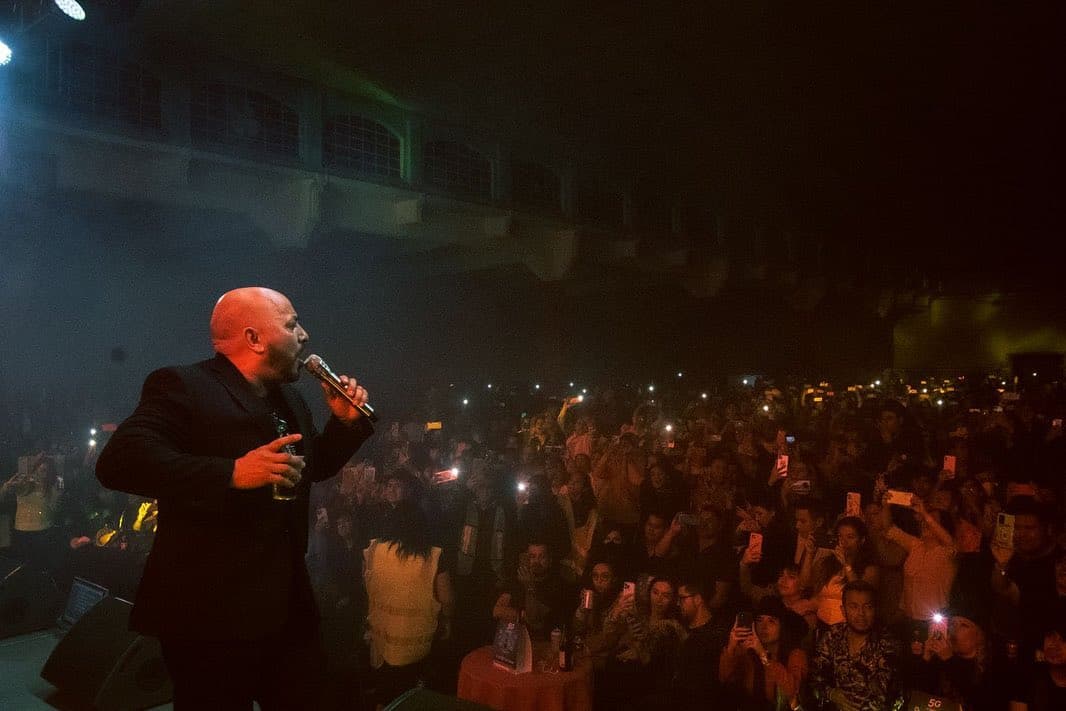 Lupillo Rivera opina sobre el veto que le dieron los medios a Alejandro Fernández