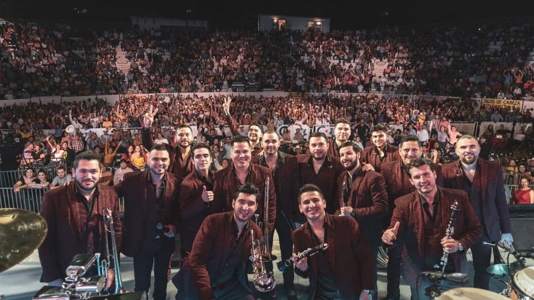 Banda El Recodo fue la primera agrupación en realizar un "en vivo" para sus seguidores en Facebook y YouTube.