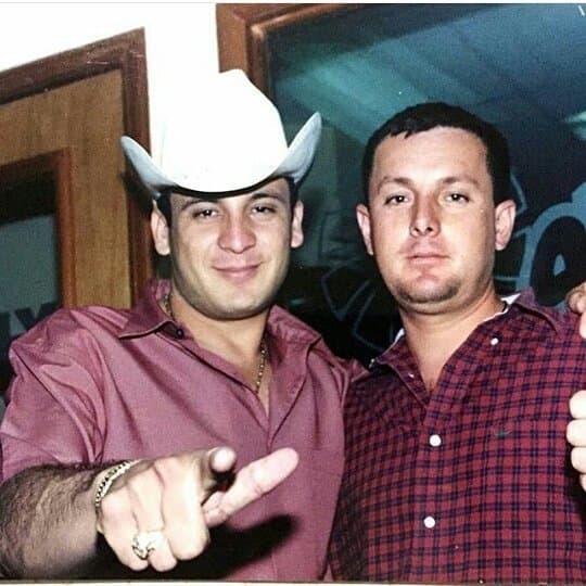 Valentín Elizalde y su primo Fausto, Tano, Elizalde.