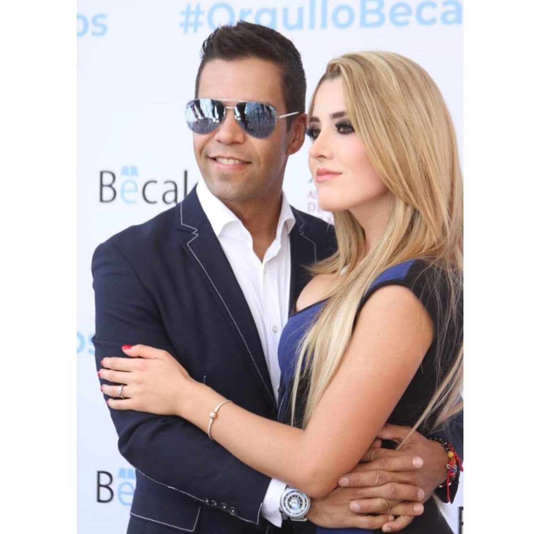 La actriz participó en diferentes obras de teatro y musicales, durante su estancia en el CEA.