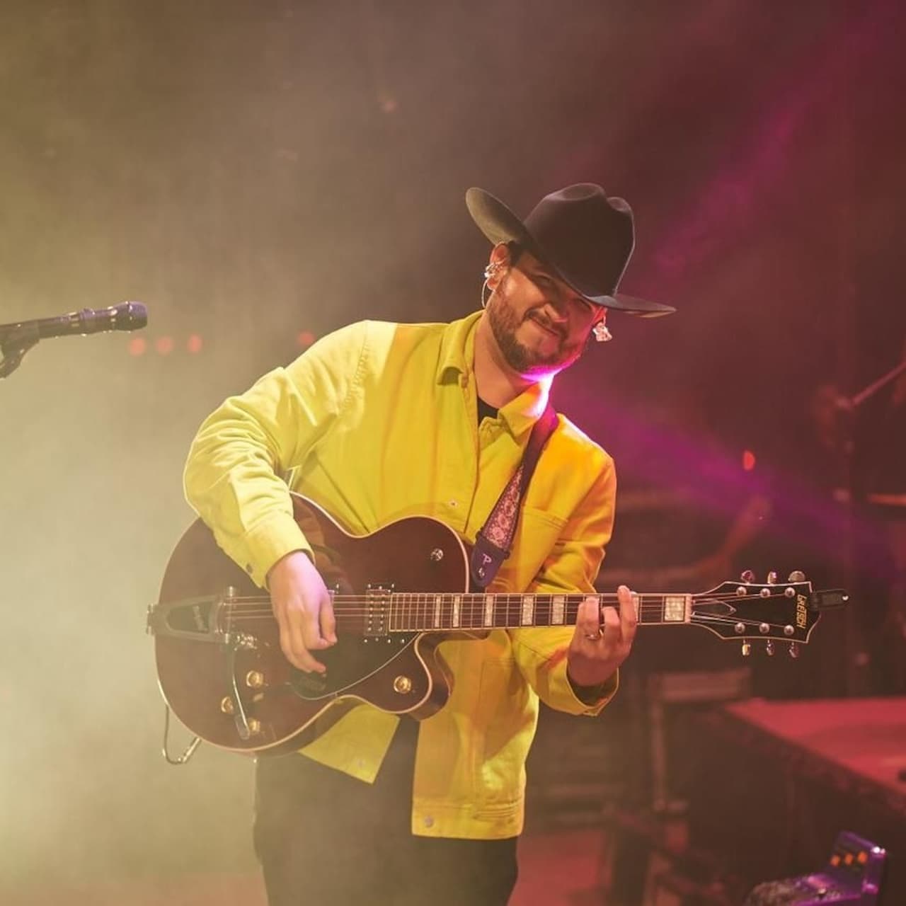 Conoce la letra de "Te Invito A Ser Feliz", la nueva canción de Edén Muñoz.