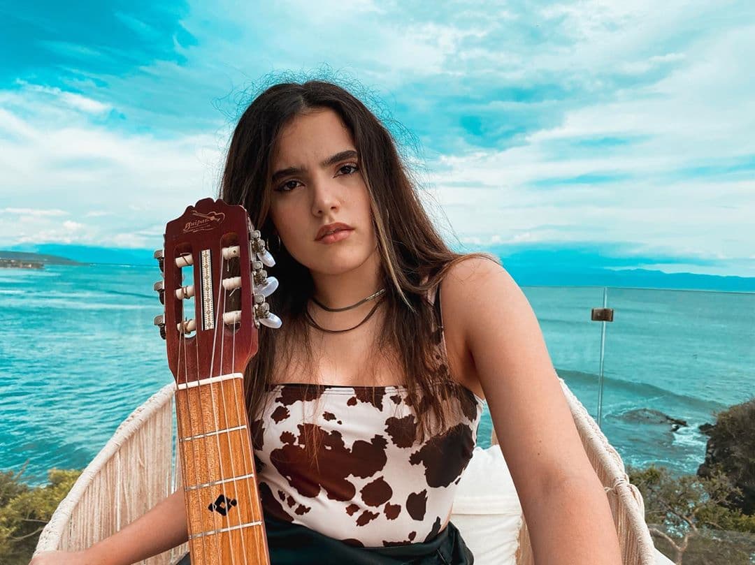 Camila Fernández, también hija de Alejandro, es otra de las nietas que se dedicaron, como su abuelo, a la industria musical.
